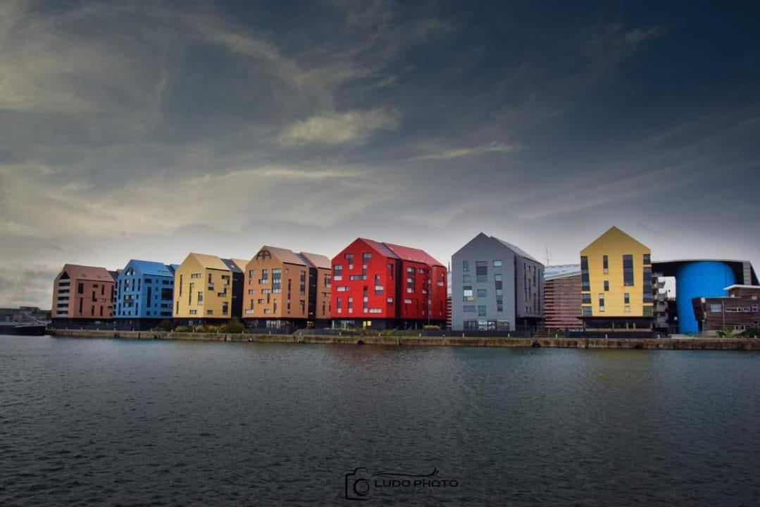 Maison De Ville Restylee Avec Jardin, Proche Gare Dunkirk المظهر الخارجي الصورة